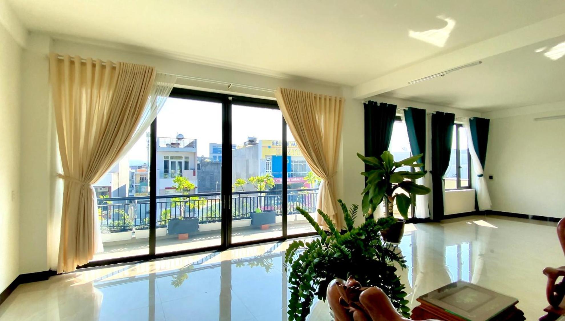 Friendly Homestay Kon Tum Buitenkant foto