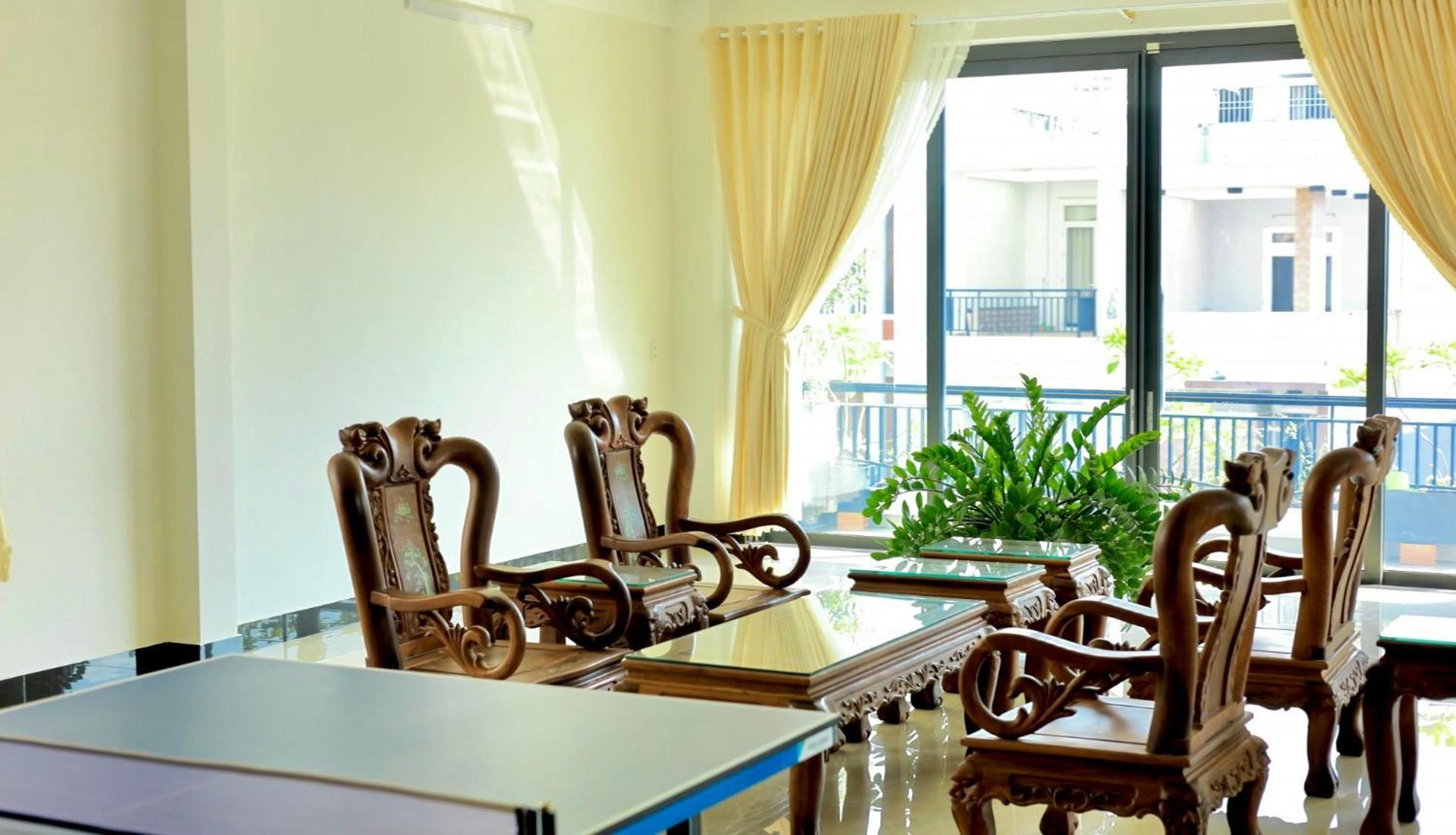 Friendly Homestay Kon Tum Buitenkant foto