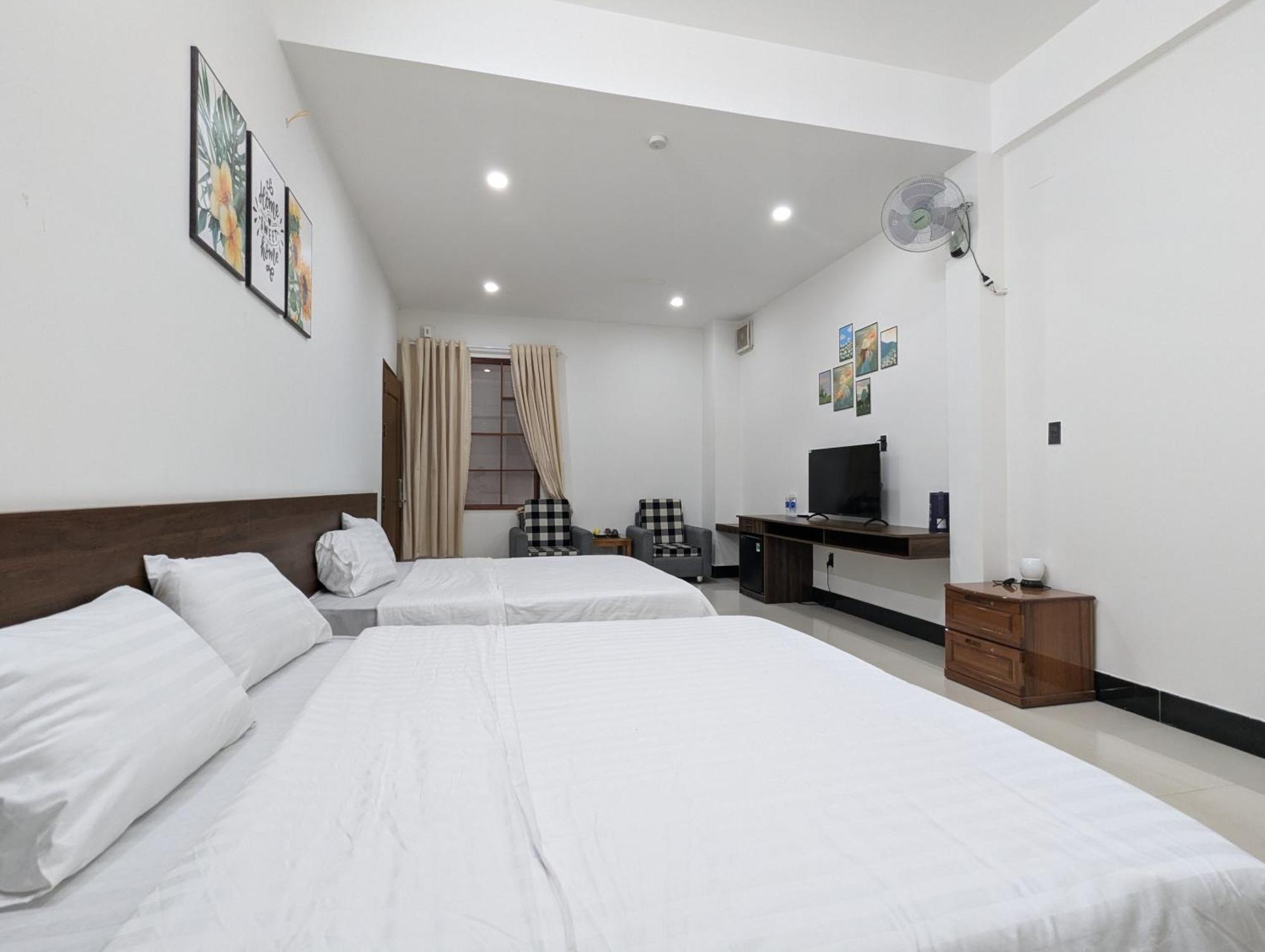 Friendly Homestay Kon Tum Buitenkant foto